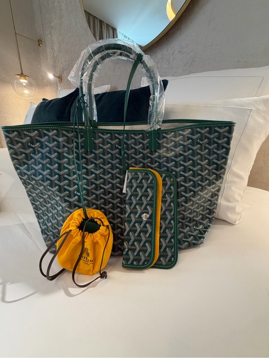 Goyard Handbags - Goyard Saint Louis PM Tote Green Goyardine NEW w/ Receipt